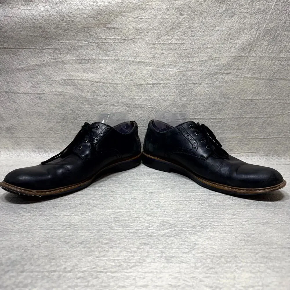 Bostonian leather smoke within