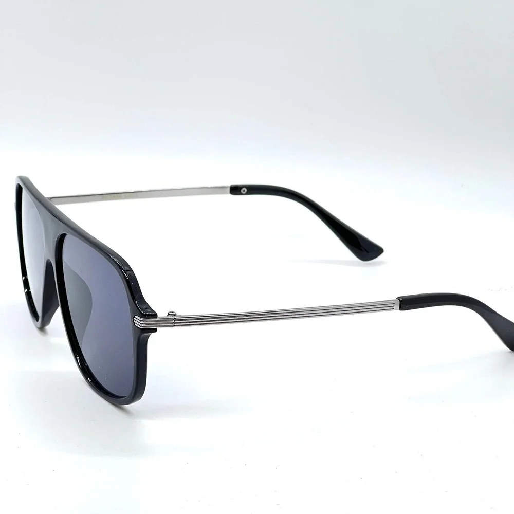 N/A stylish aviator