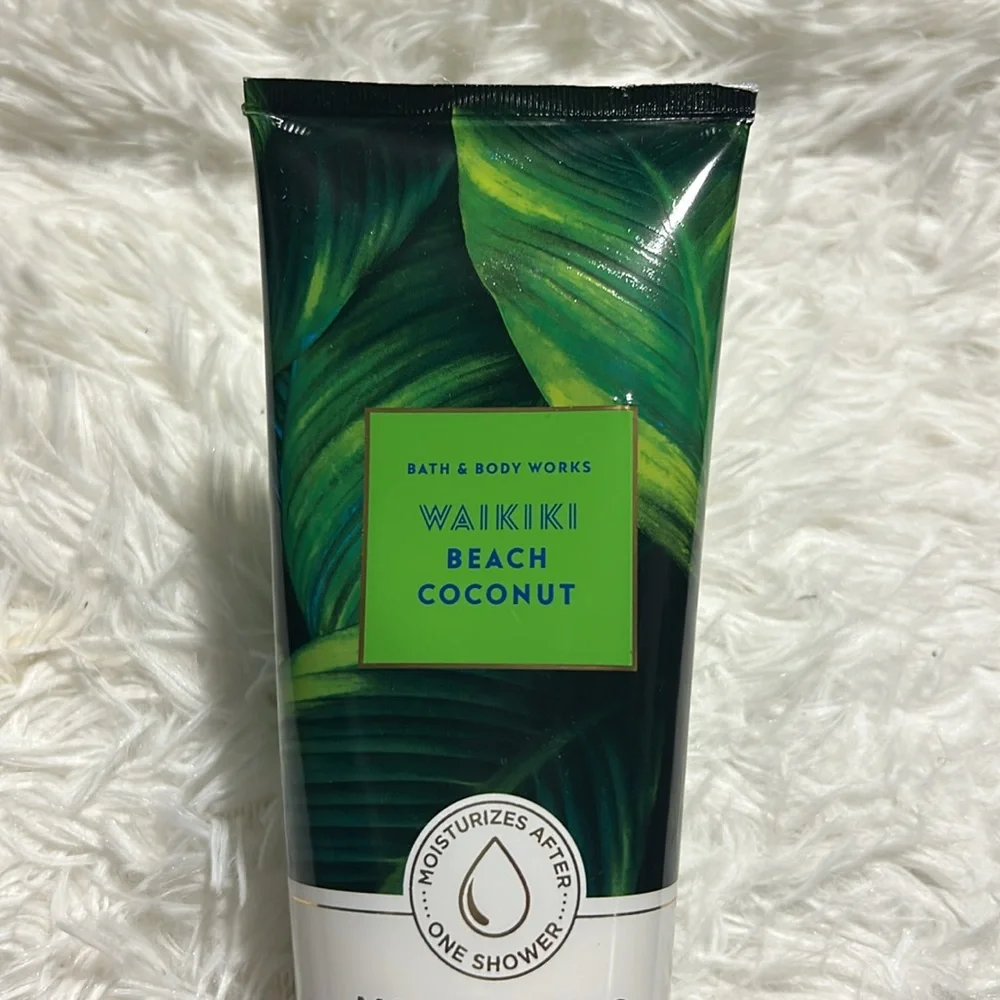 Bath & Body Works bath body