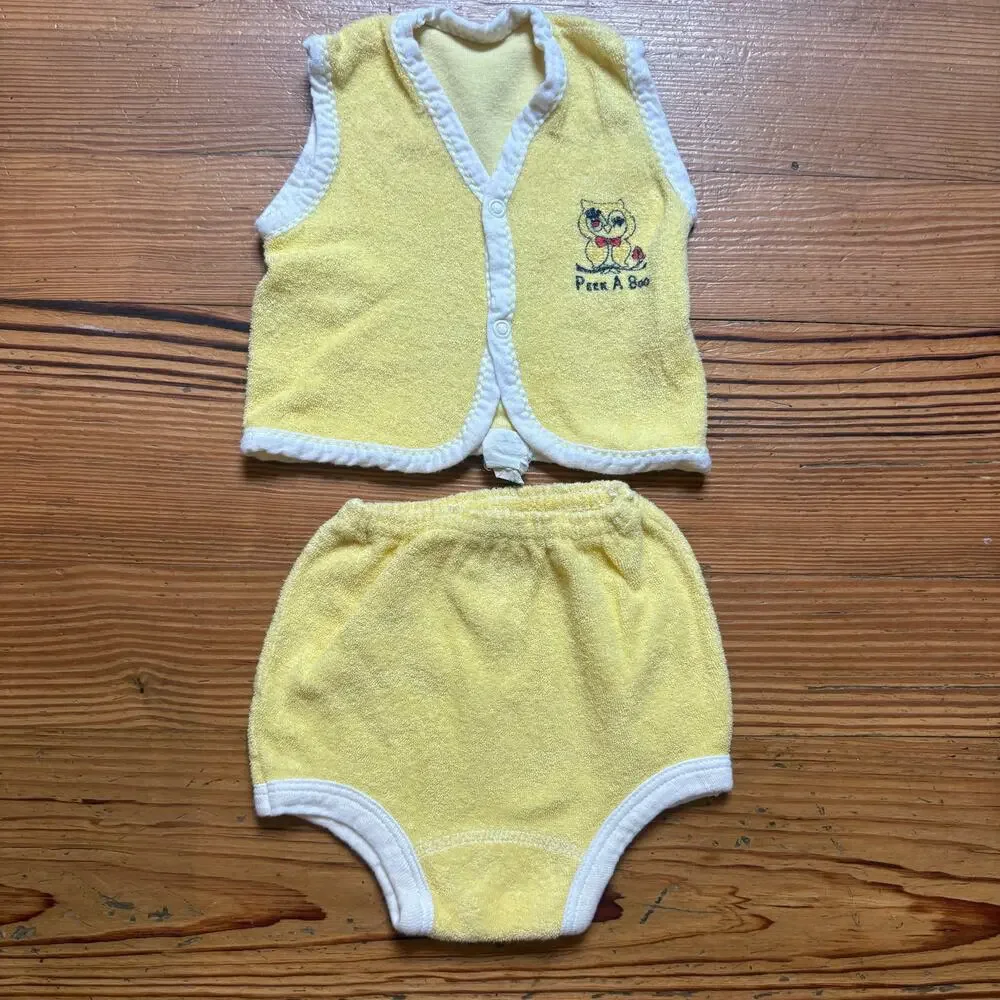 Vintage yellow white terry cloth‎ owl peek a boo snap vest shorts set SIZE 6-9M