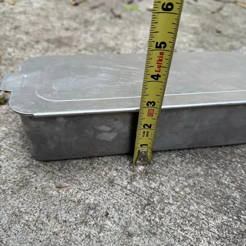 Mirro 5197M? Aluminum Loaf Pan Sliding Lid 10 1/4