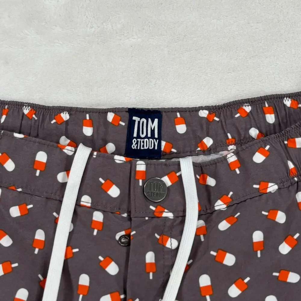 Tom & Teddy flat own