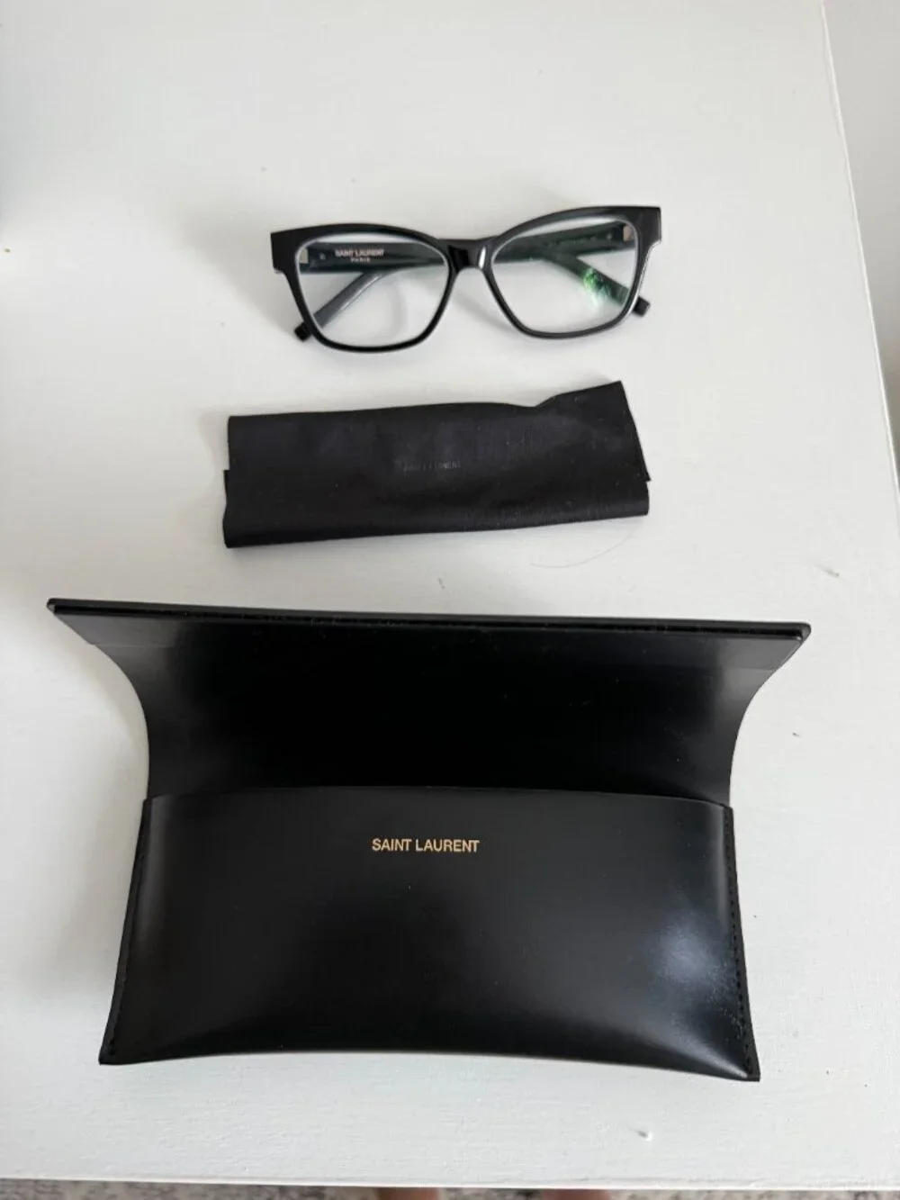Yves Saint Laurent authentic saint