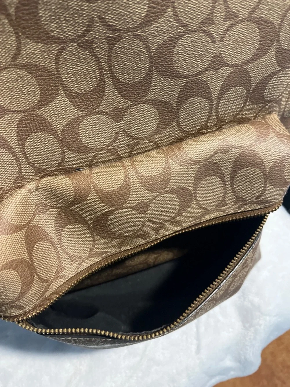 Coach beautiful authentic