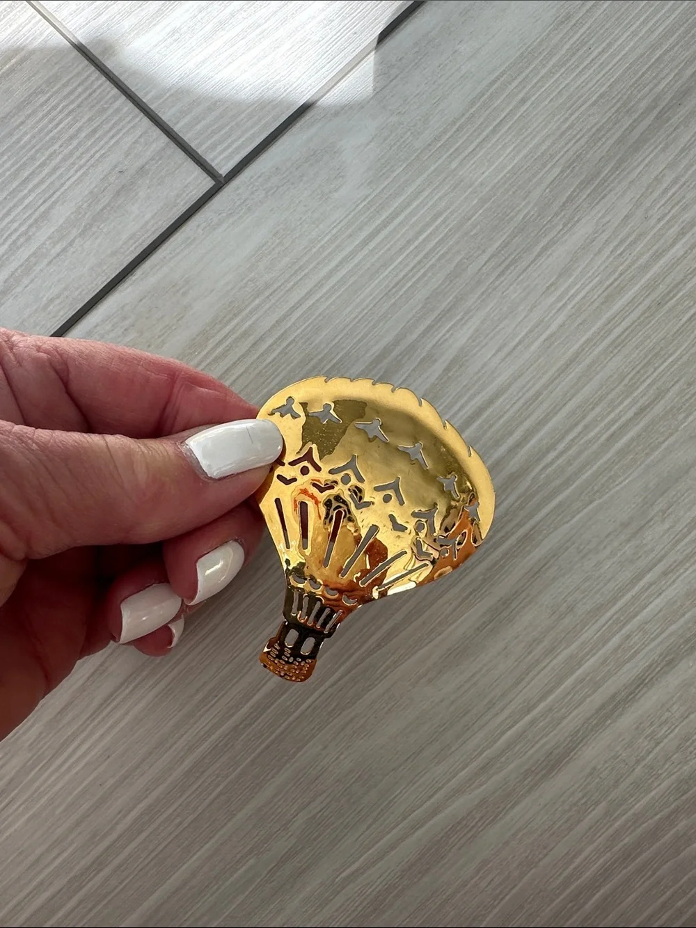 N/A shiny gold