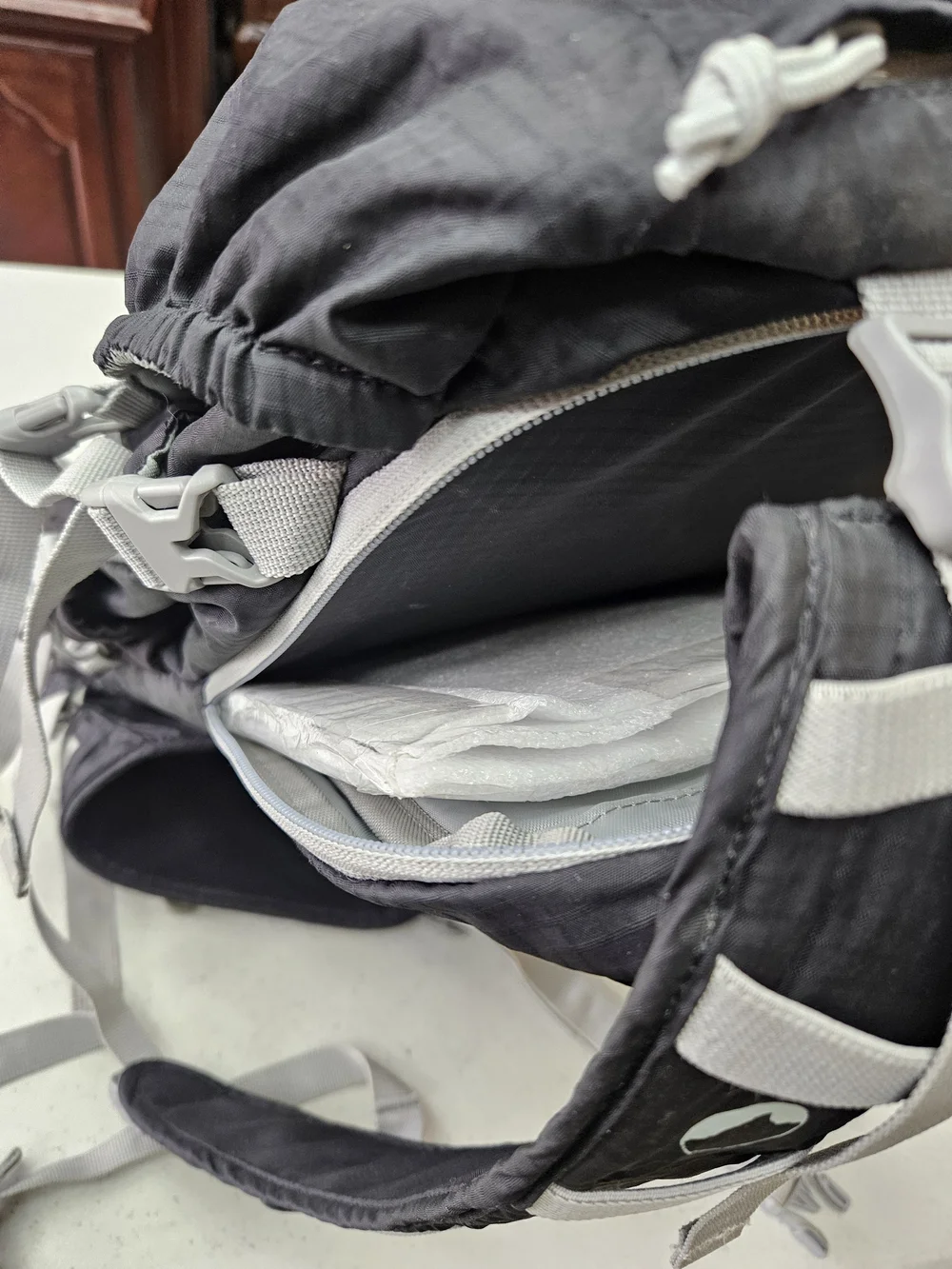 LowePro Photo Sport 200 AW Camera Backpack – Excellent Condition