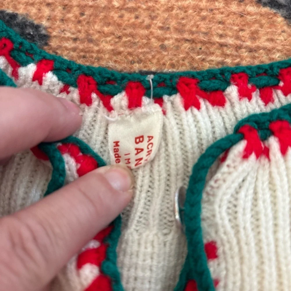 Vintage knit matching