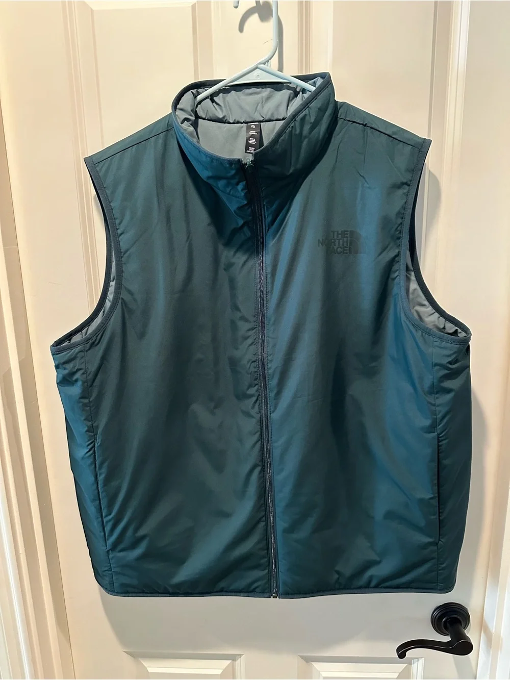 The North Face Men’s Green Lightweight Insulated Vest XL