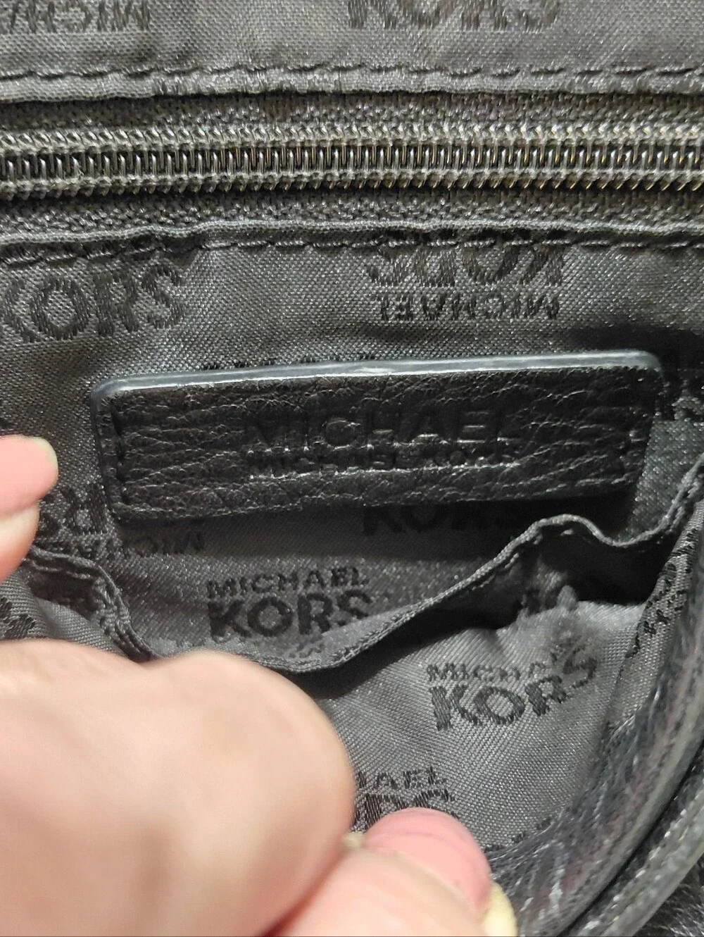 Michael Kors compact michael