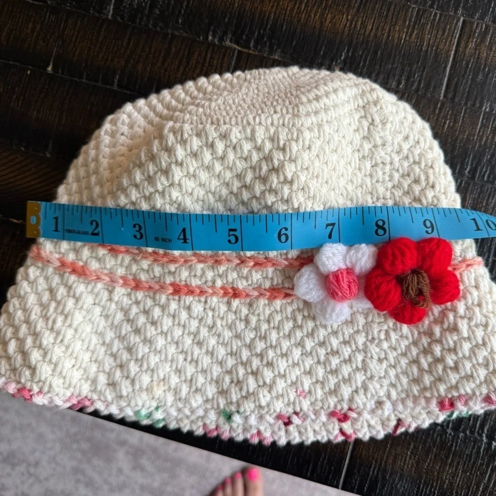 crochet white pink