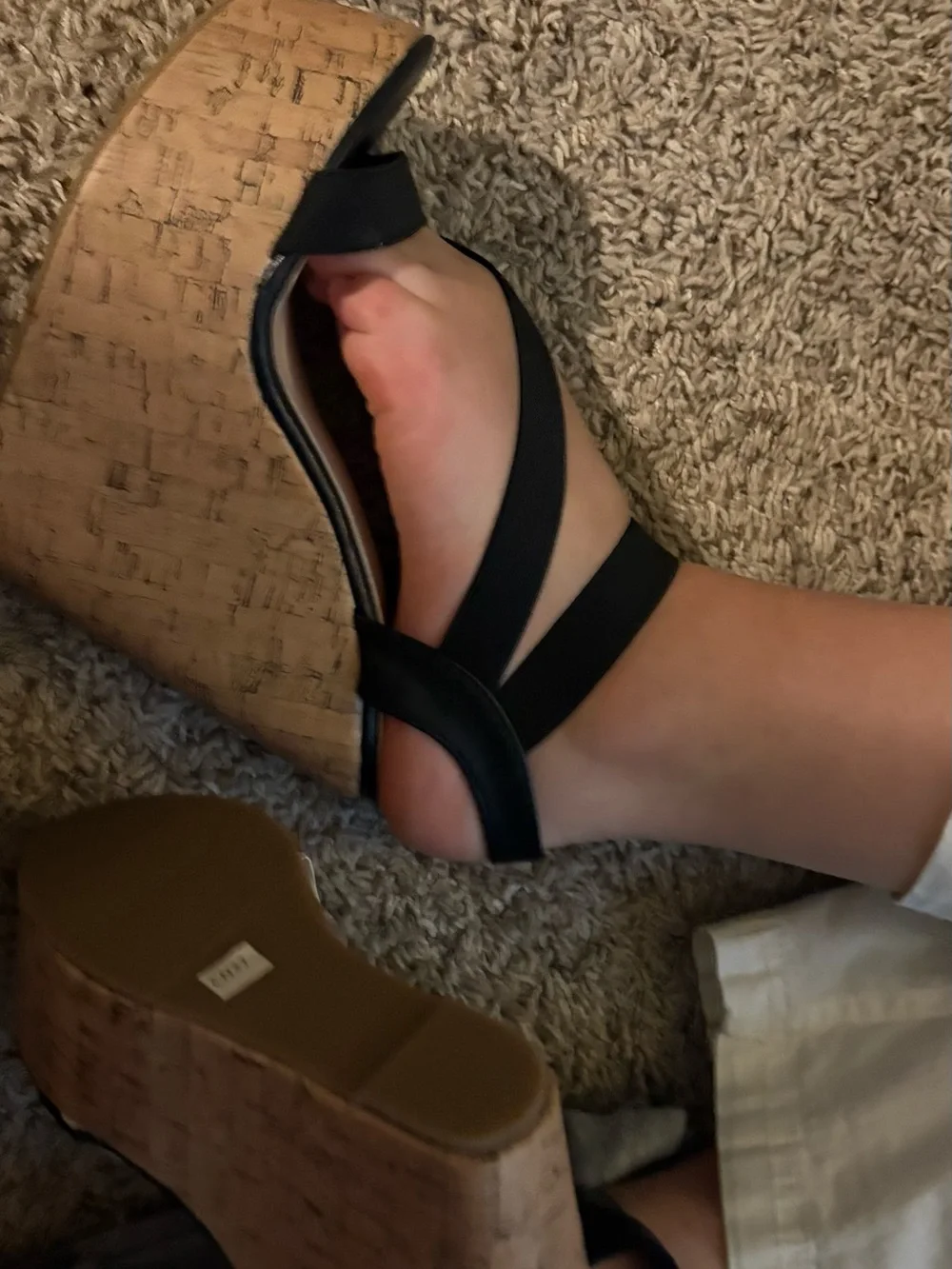 N/A comfortable black