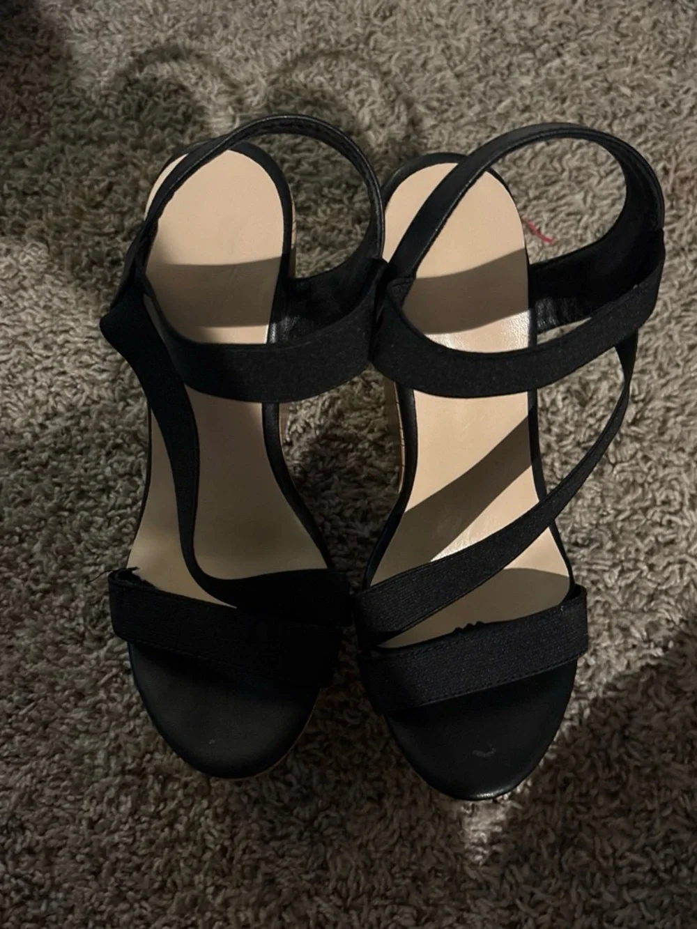 N/A comfortable black