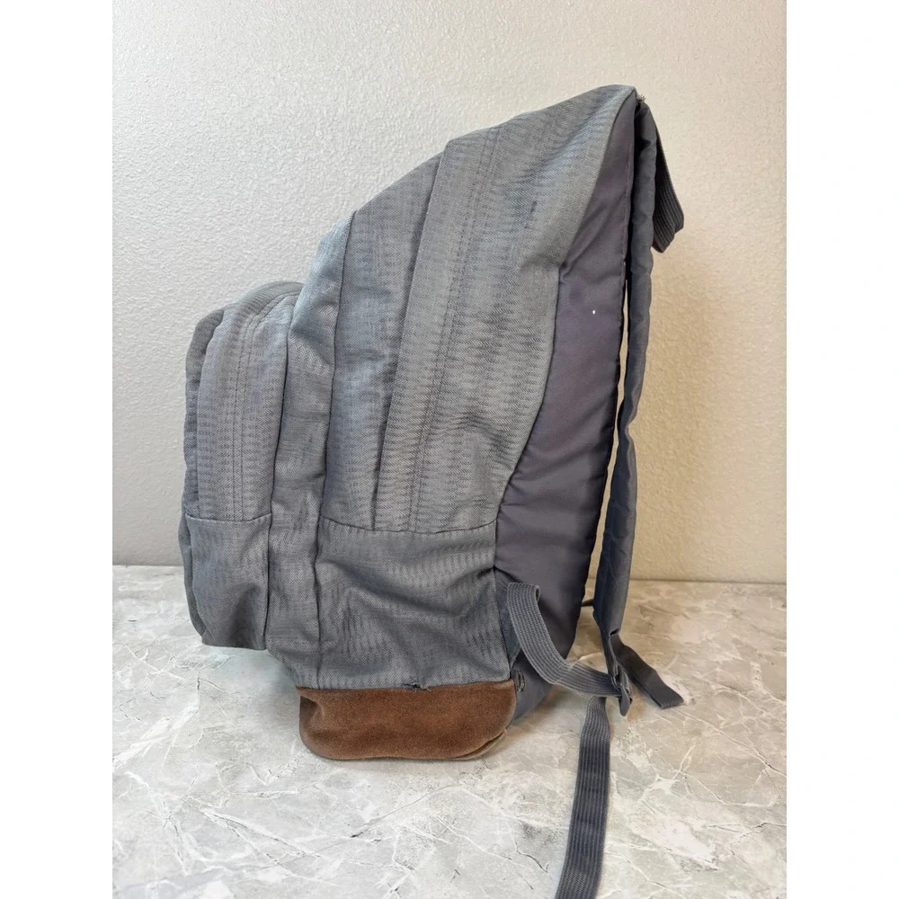 Jansport please see
