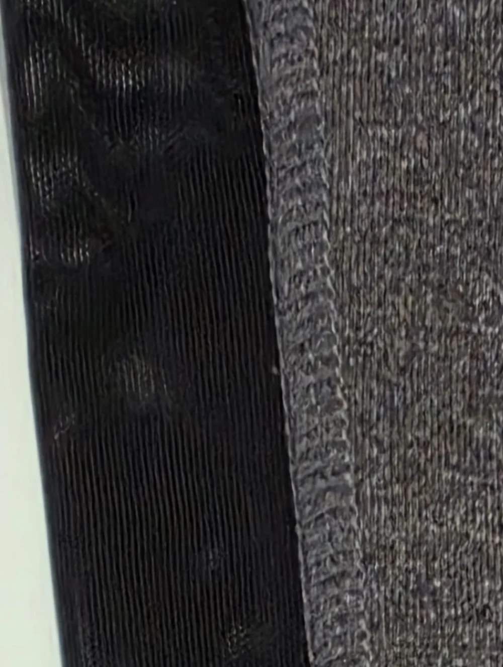 ALO Yoga Gray Leggings with Black Panels Size M