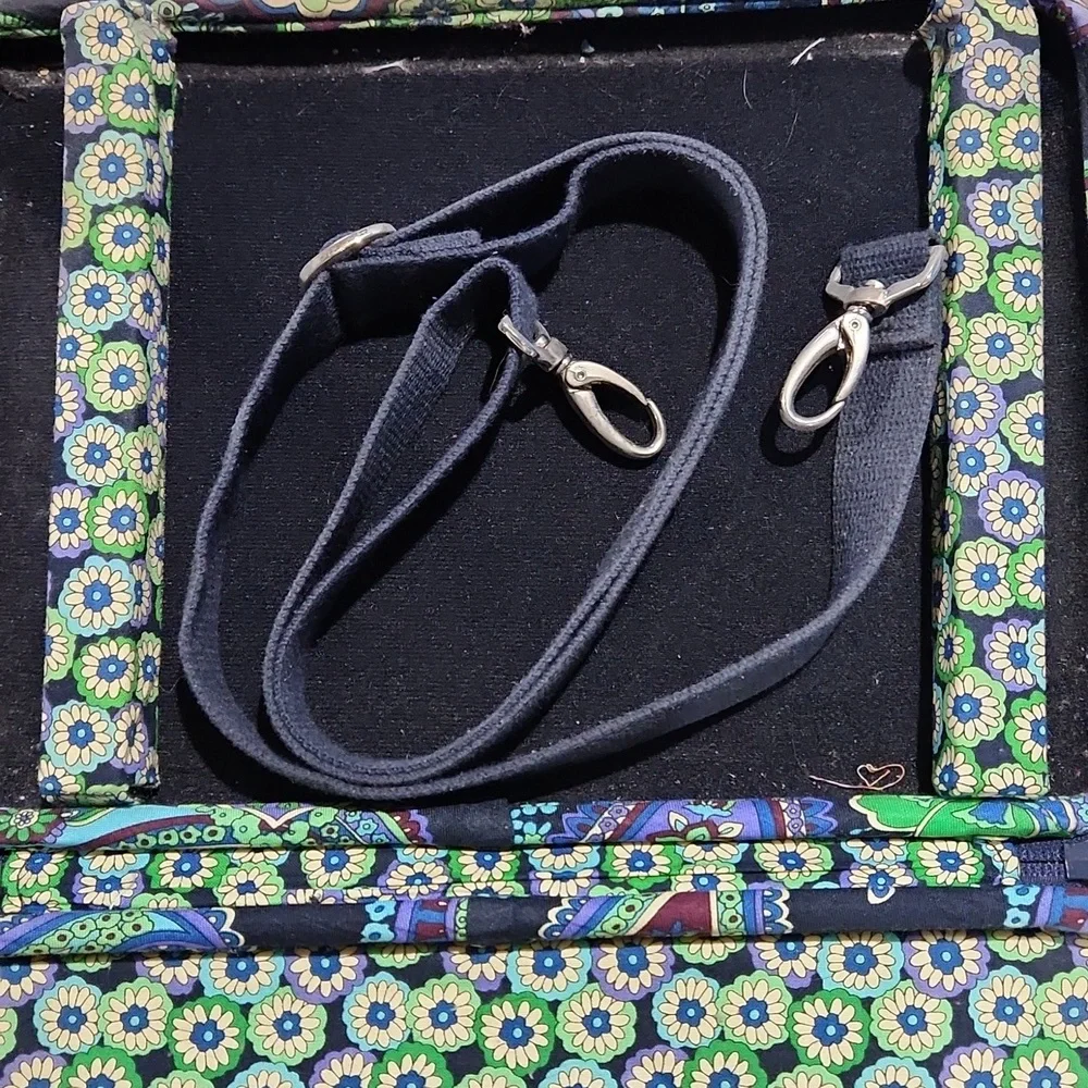 Vera Bradley has tags
