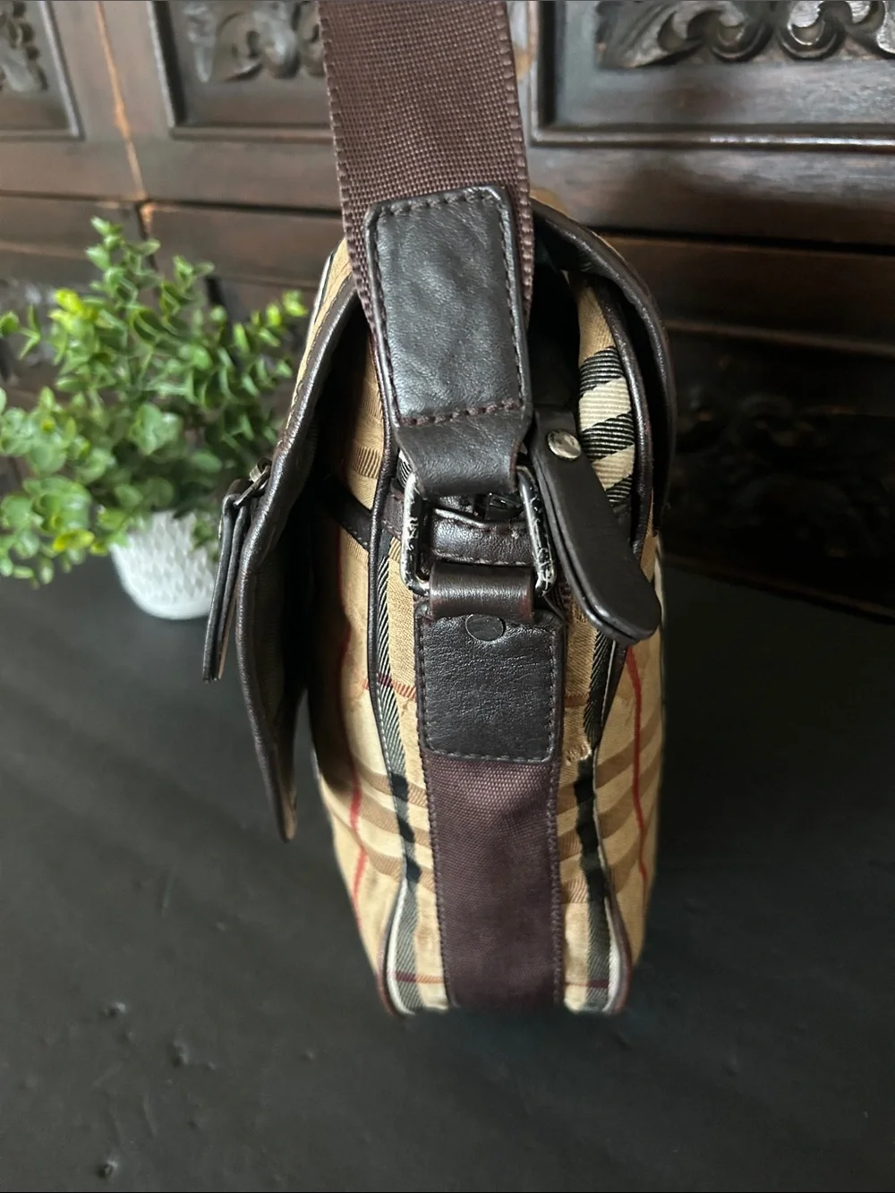 Beautiful Beige Plaid Crossbody Messenger Bag