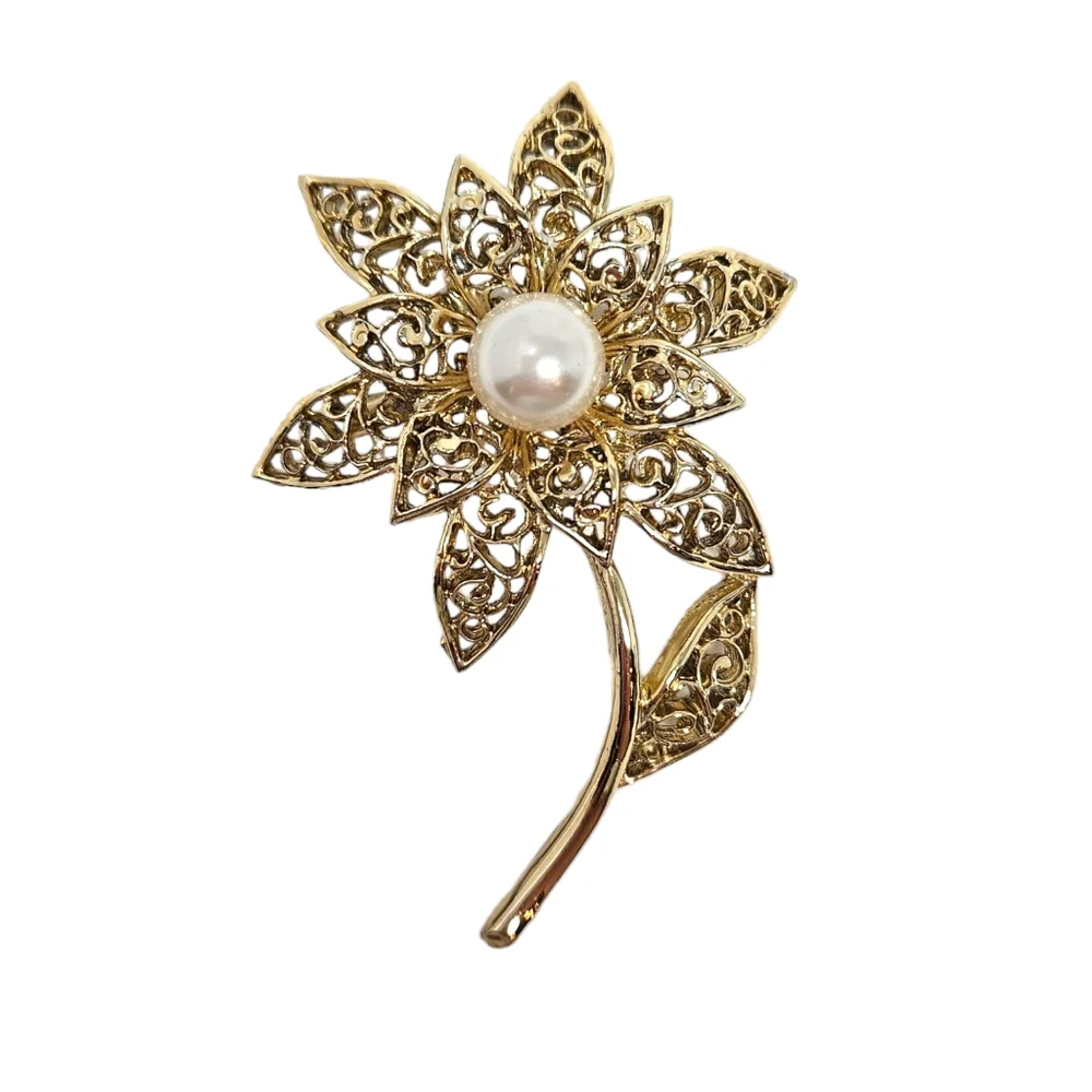 Vintage filagree flower