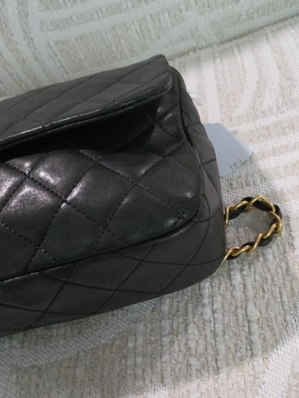 CHANEL classic quilted