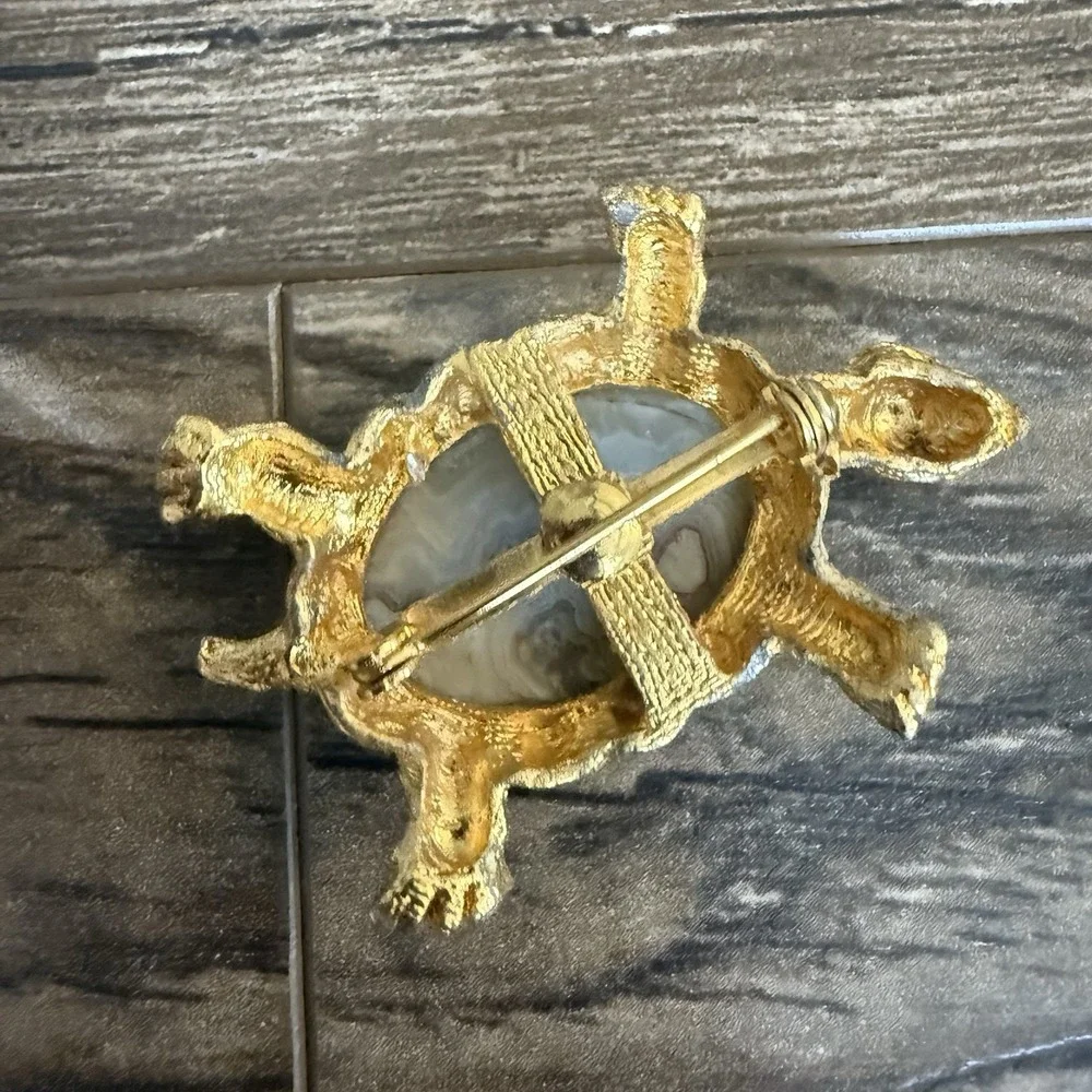 Shellys London vintage gold