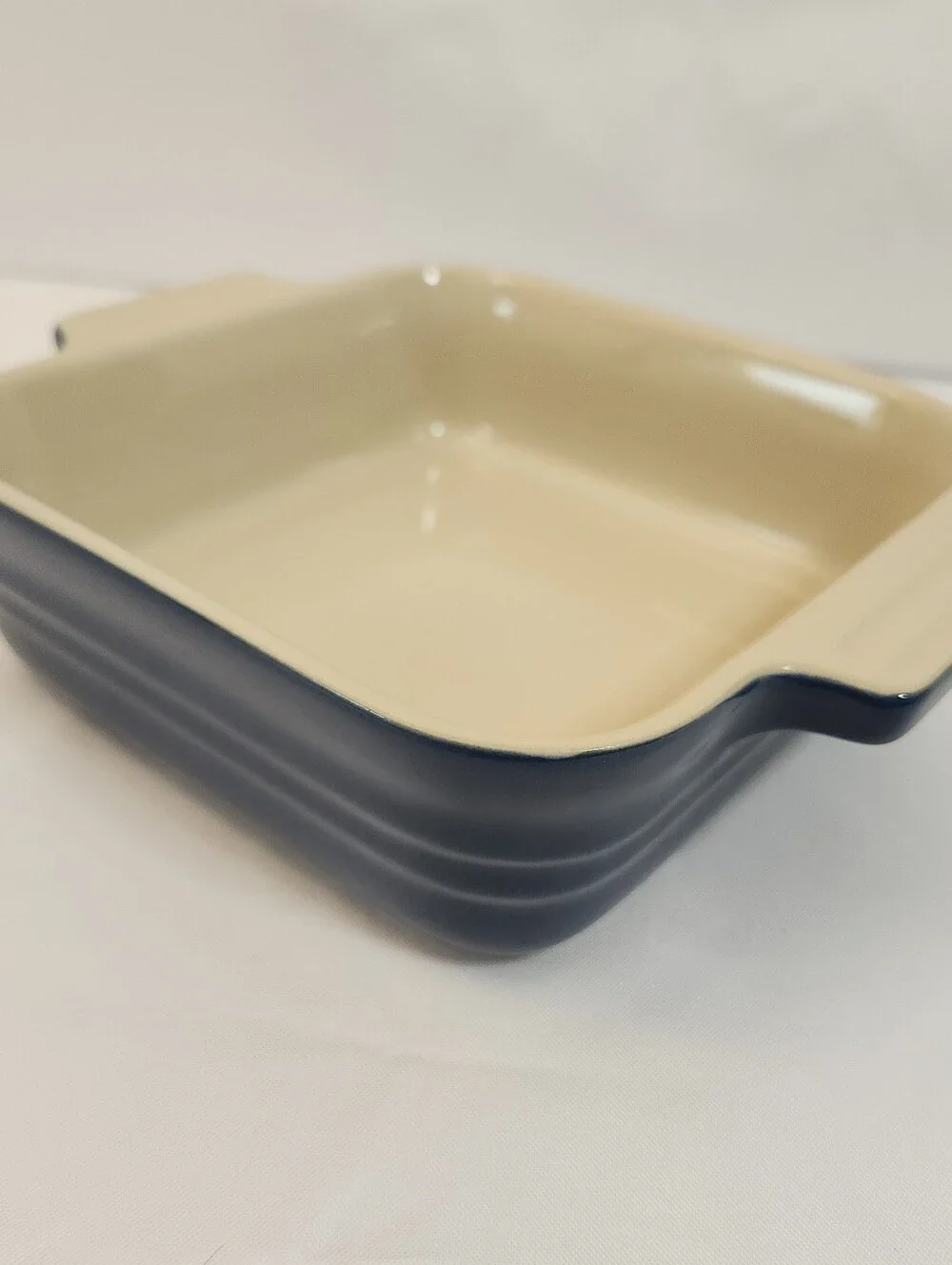 Le Creuset new outer