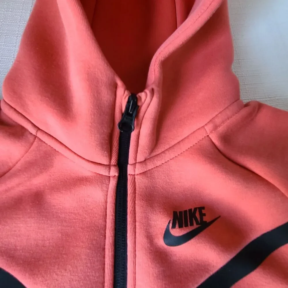Nike stay warm