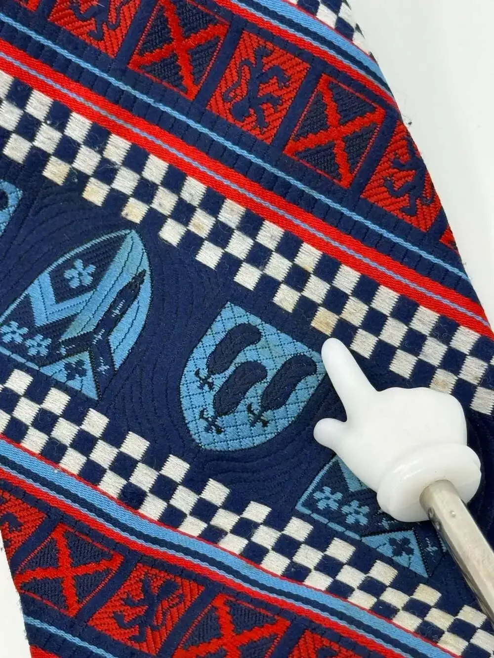Unknown vintage necktie