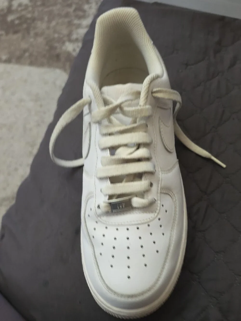 Nike low profile