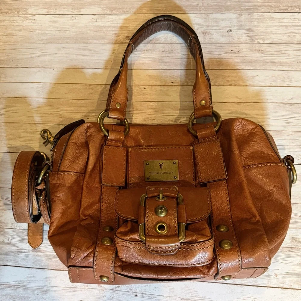 Frye unique style