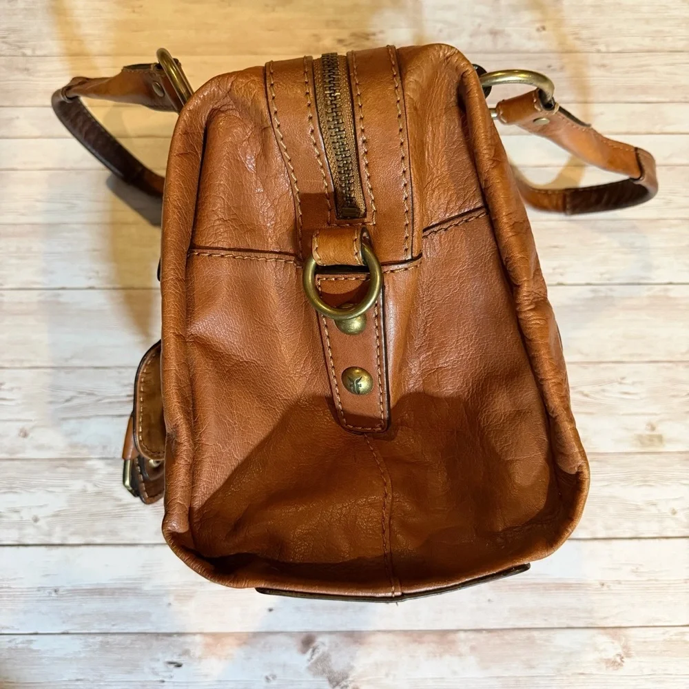 Frye unique style