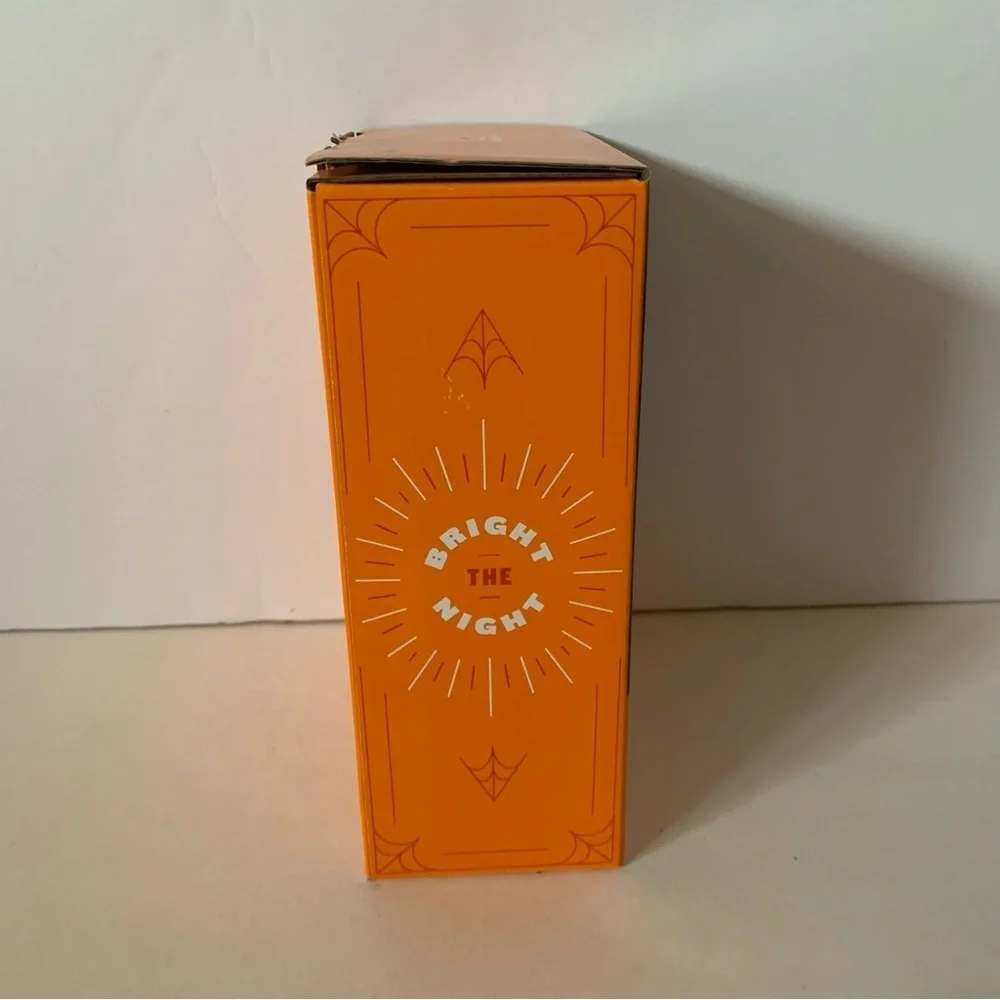 Hyde & EEK! new box