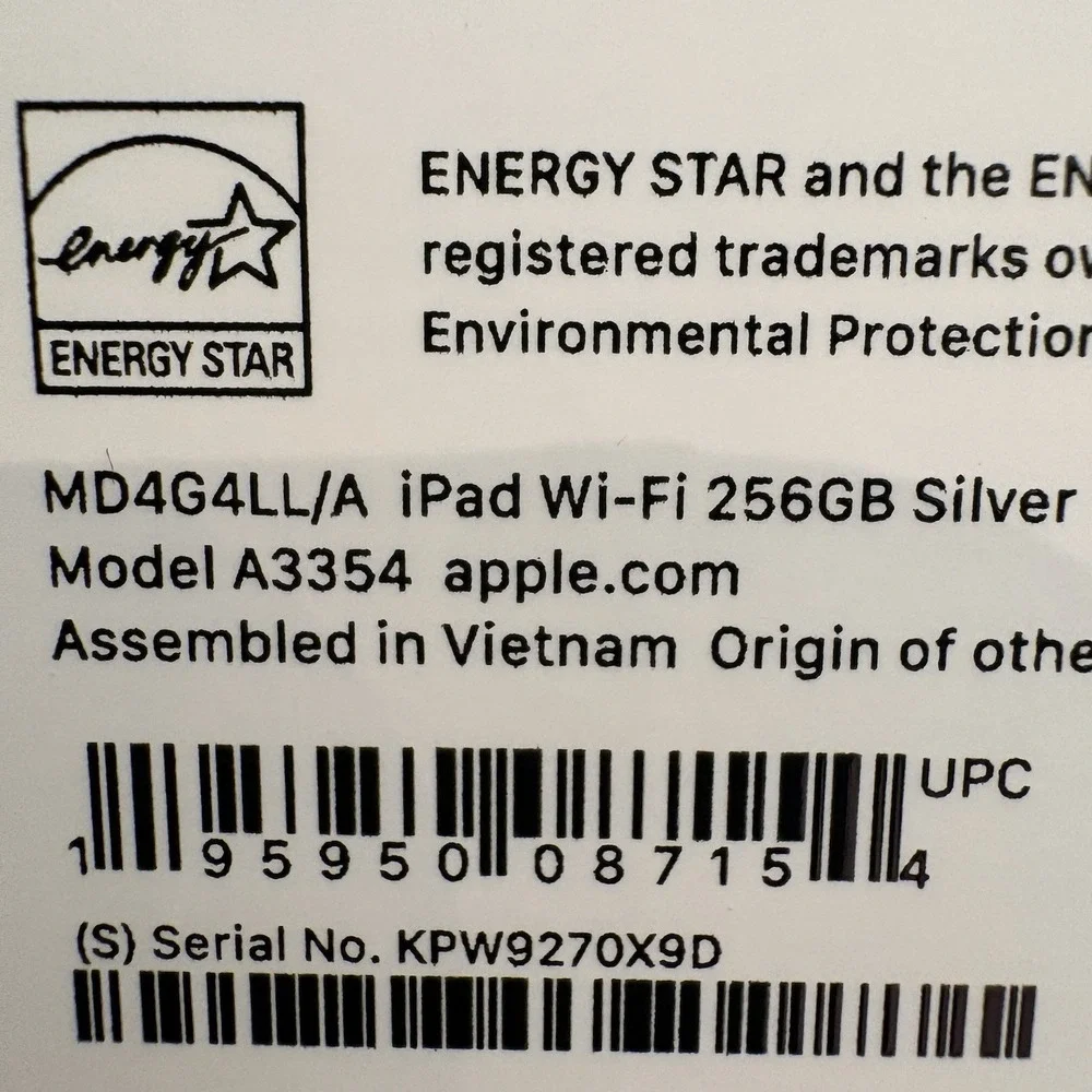 Apple empty box