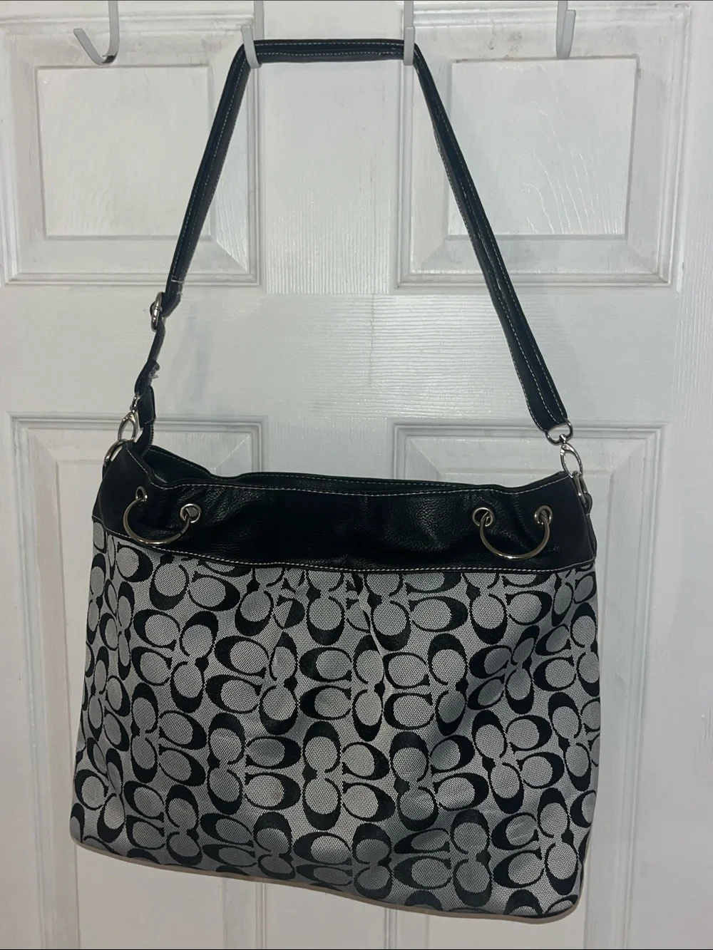Coach 👜signature tote