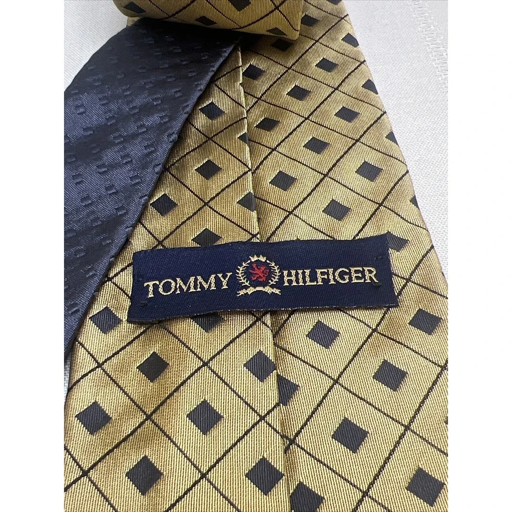 Tommy Hilfiger wide 58