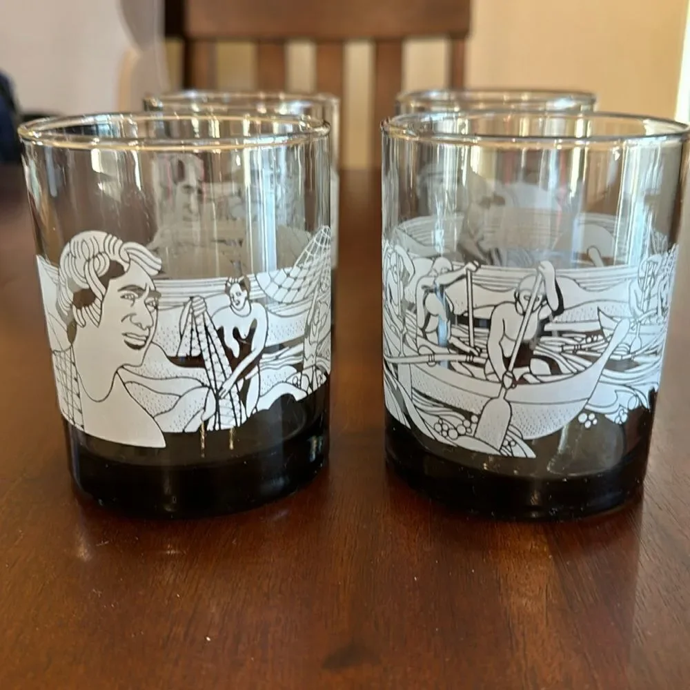 McDonald’s Libby “Hawaiian’s And Their Sea” 4 Glasses Set Vintage Hawaiiana