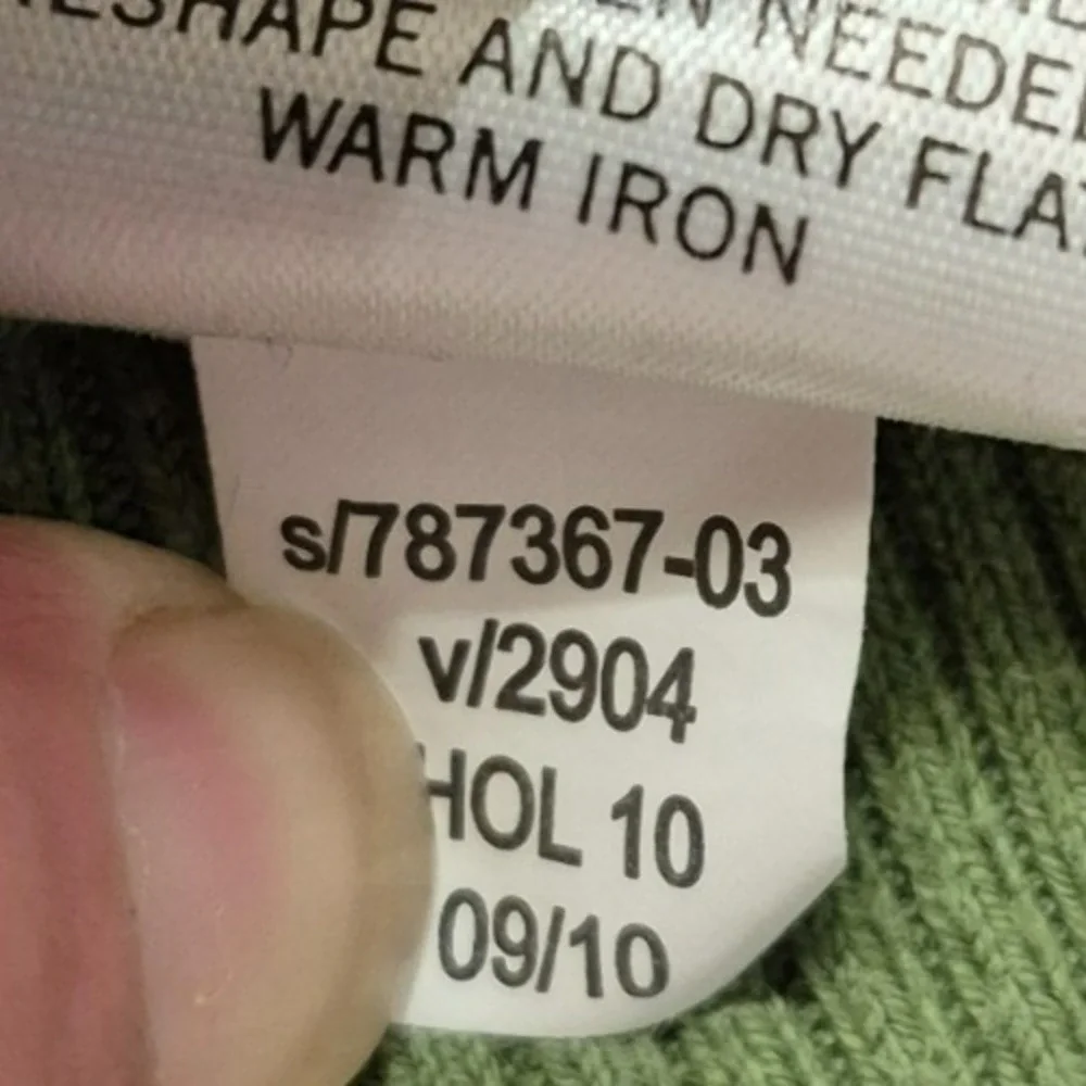 Banana Republic pease see