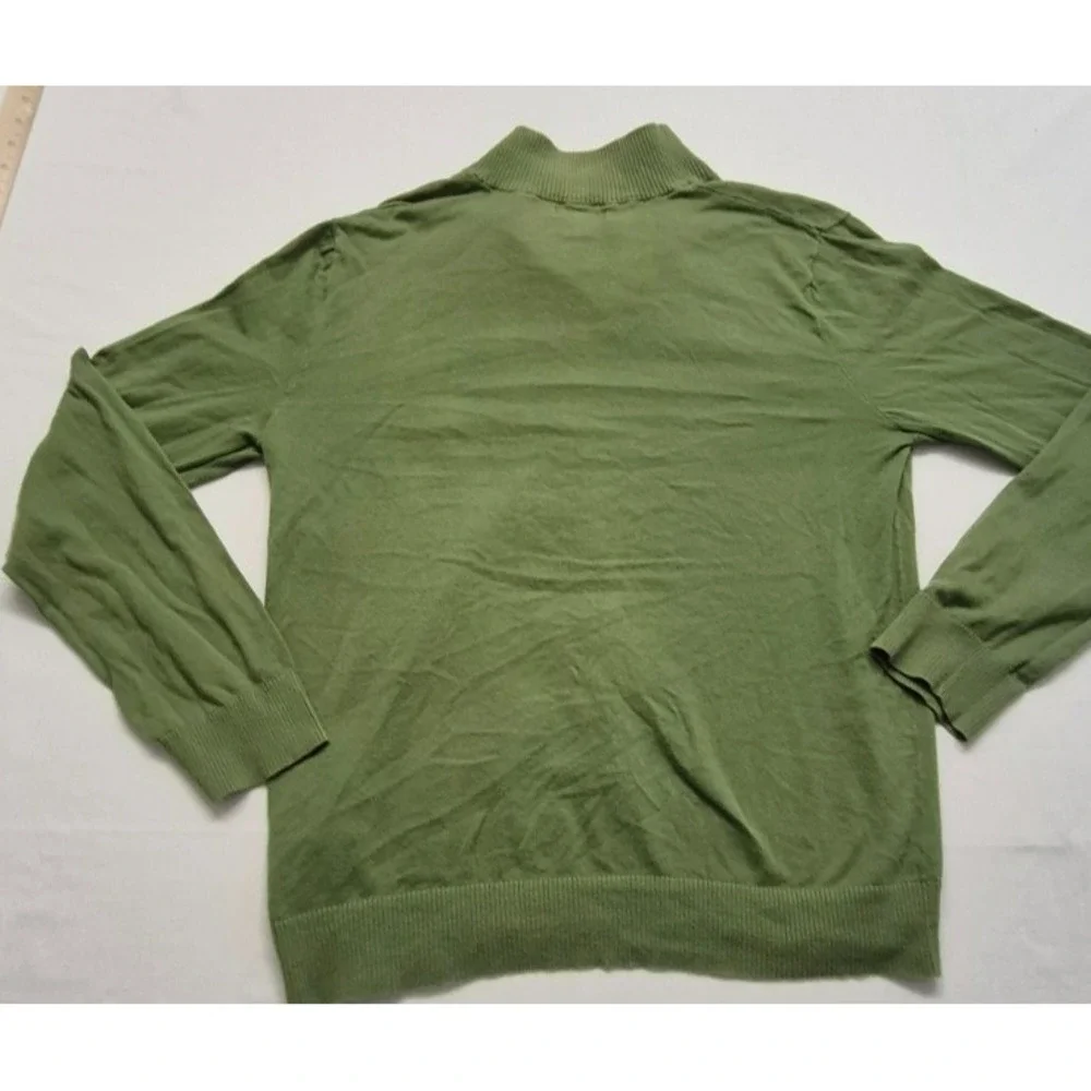 Banana Republic pease see