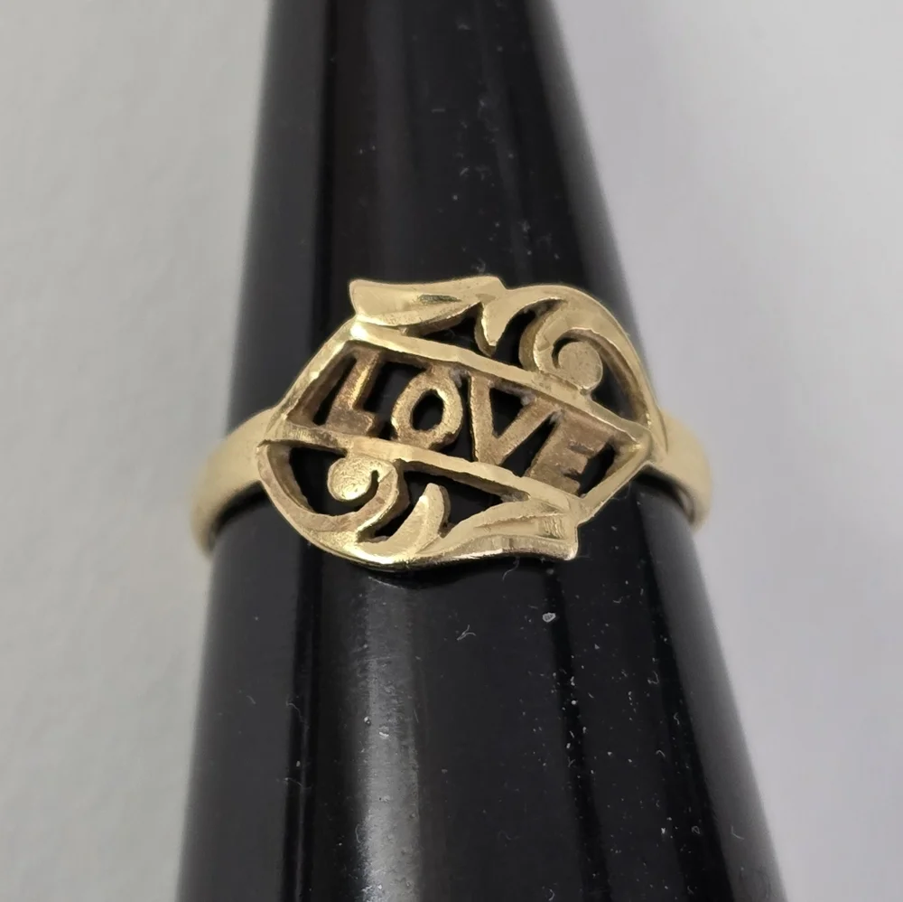 Rare Vintage Find metal 14k