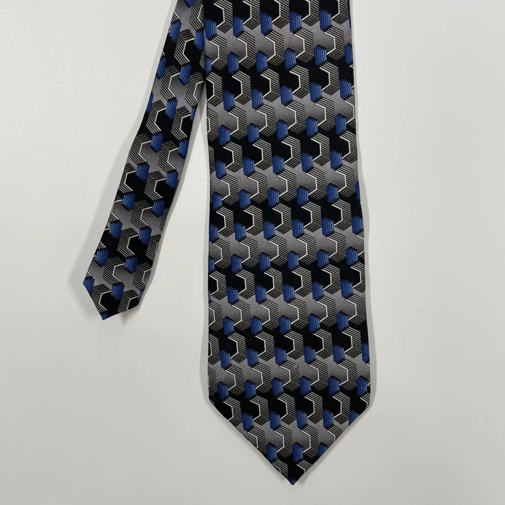 Roffe Blue Grey Geometric 3D Pattern Silk Necktie Mens One Size