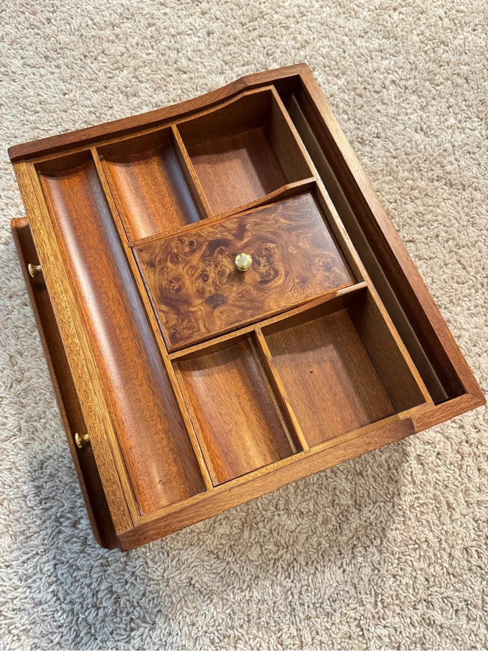 N/A brown wooden