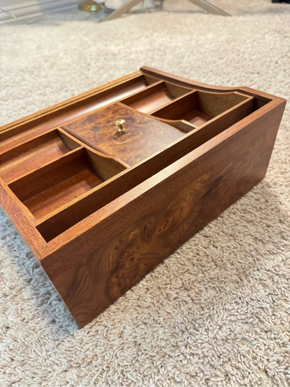N/A brown wooden