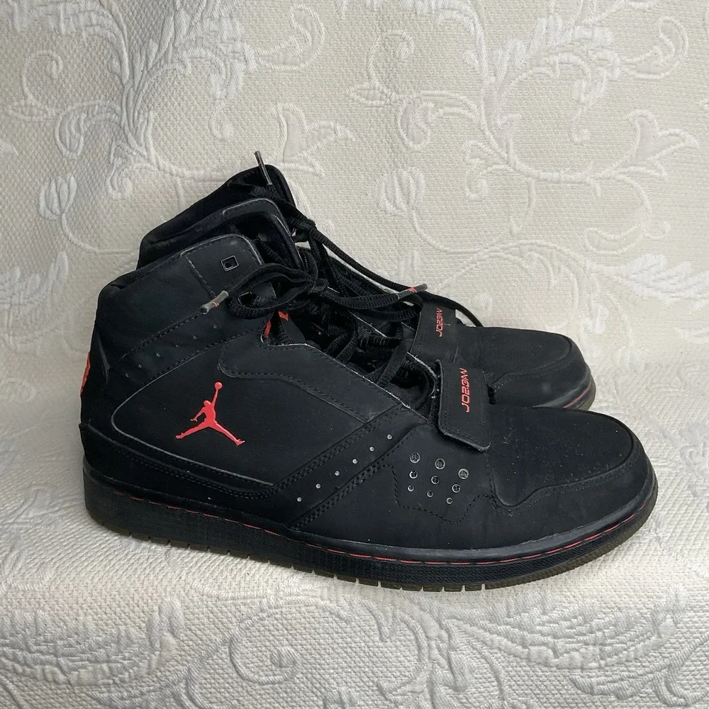 Vintage RARE Nike Air Jordan 628584-023 Men's Shoes Size 10‎