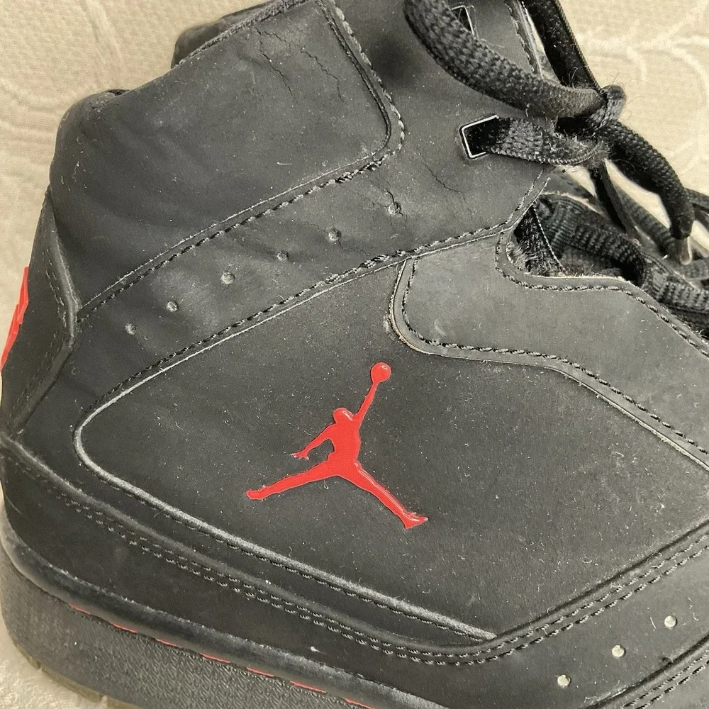 Nike worn sneaker