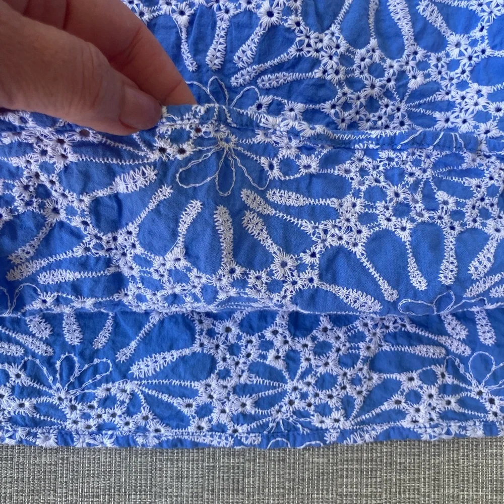 LOFT eyelet bubble