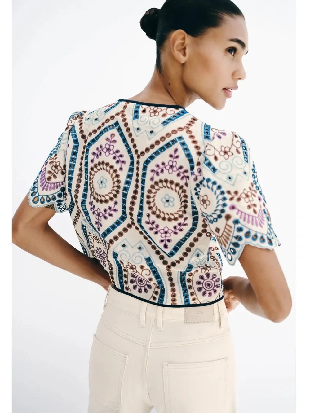 Zara trim front