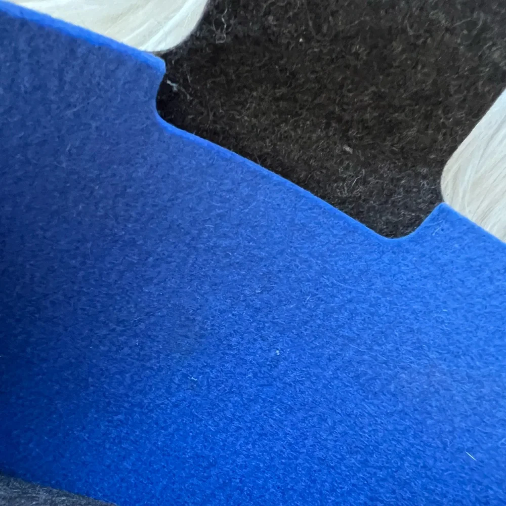 PACK & SMOOCH Wool Felt Mini IPad Case