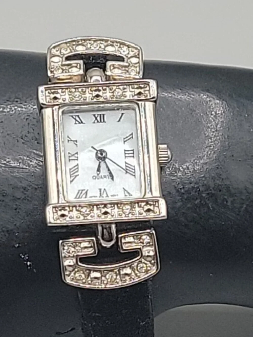 Avon elegant vintage