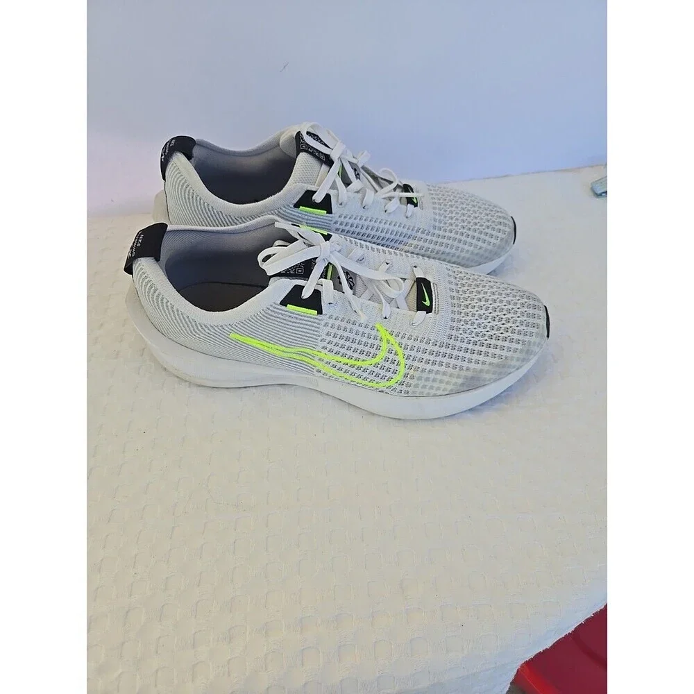 Nike interact run