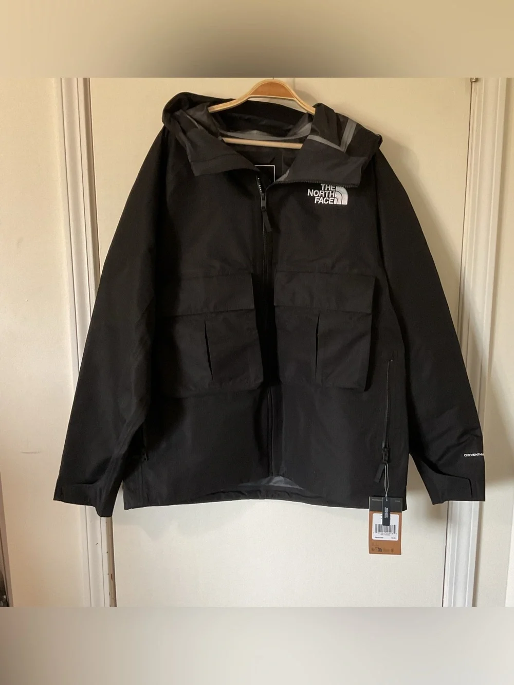 The North Face new tag