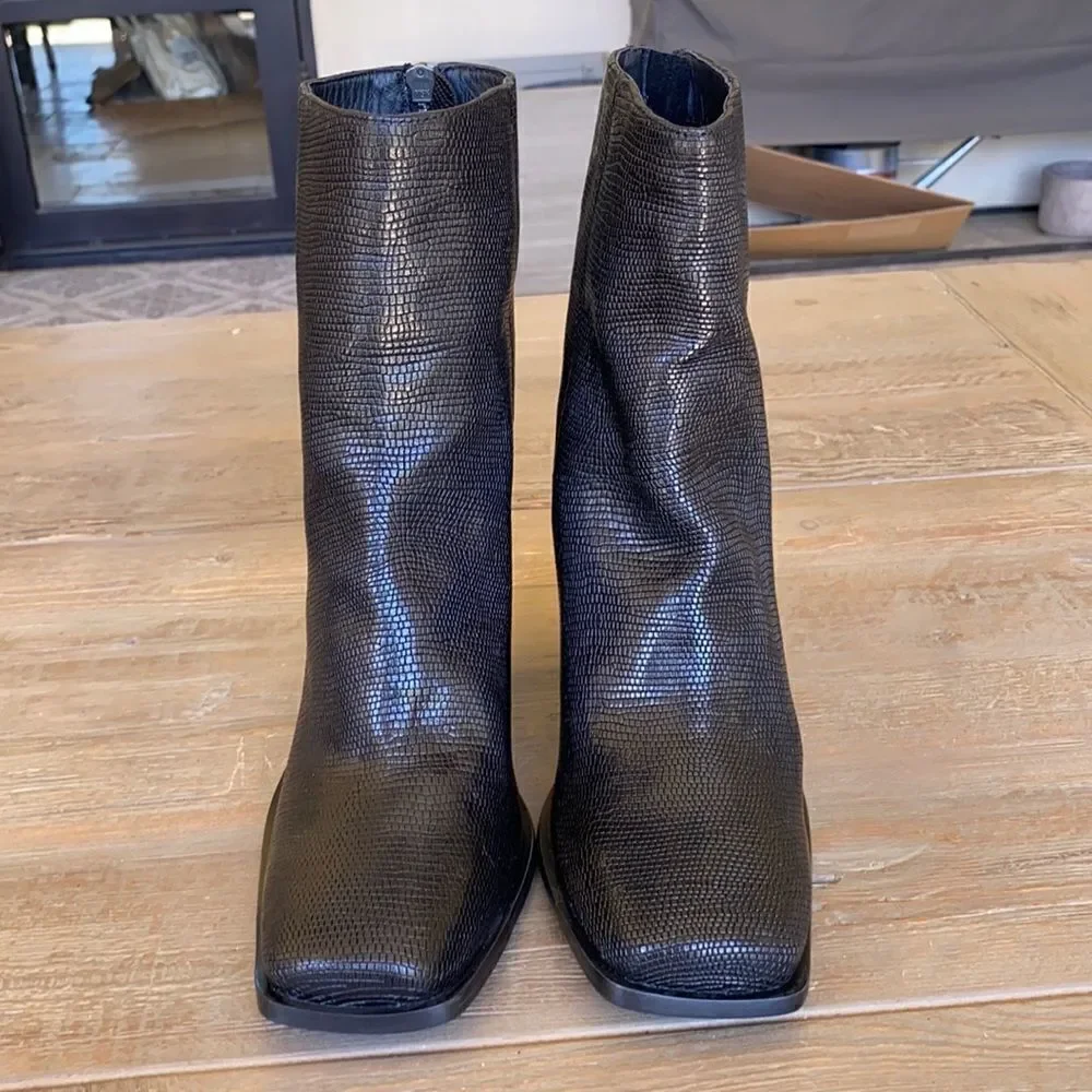 Free People insole boots square