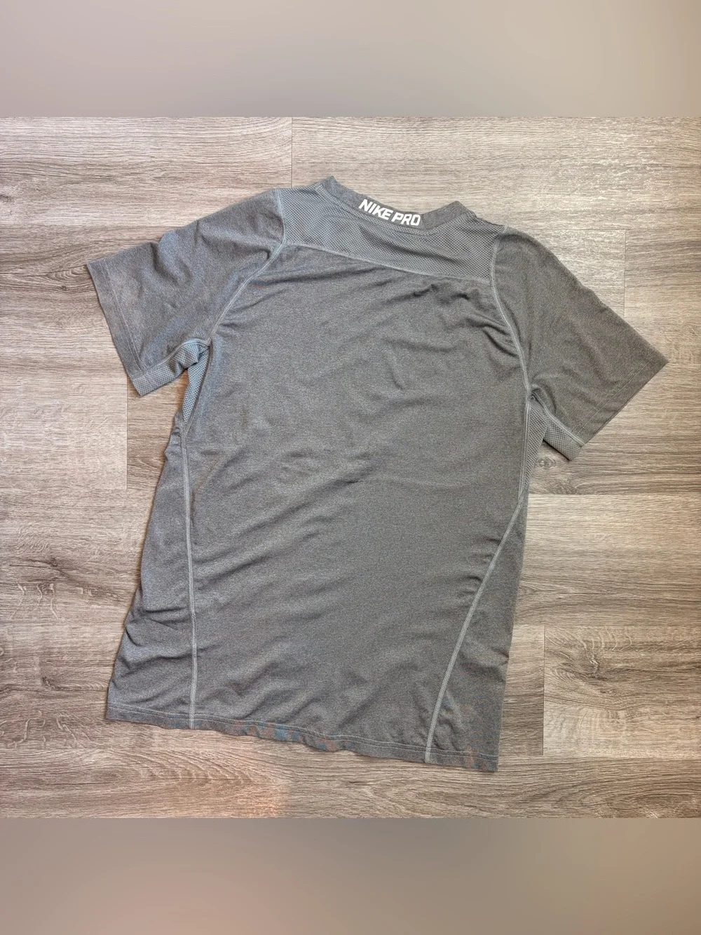 Nike boys gray dri-fit shirt
